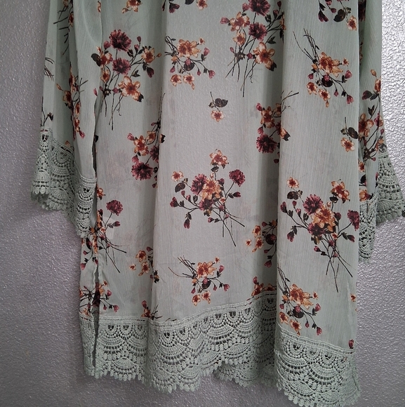 Rewind Open Floral Kimono/Cover Up   Size M - Picture 5 of 13